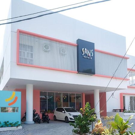 Sans Hotel Aurum Majapahit Semarang Dış mekan fotoğraf