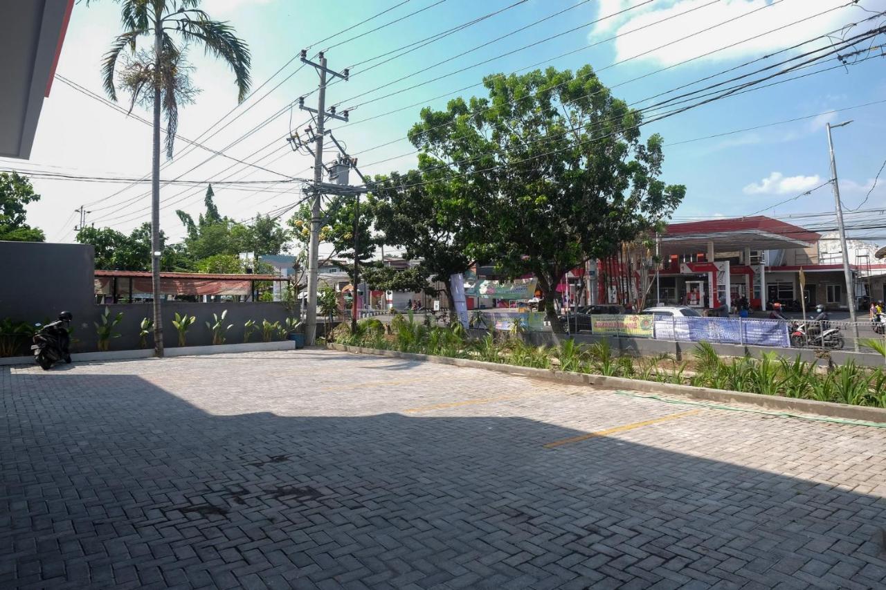 Sans Hotel Aurum Majapahit Semarang Dış mekan fotoğraf