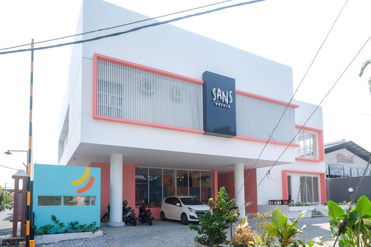 Sans Hotel Aurum Majapahit Semarang Dış mekan fotoğraf